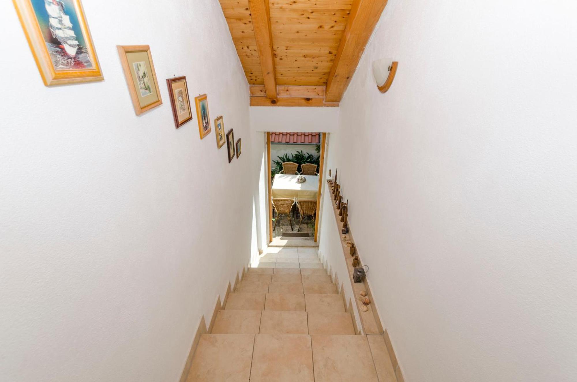 Appartement Draga - Traditional & In Center Vrboska