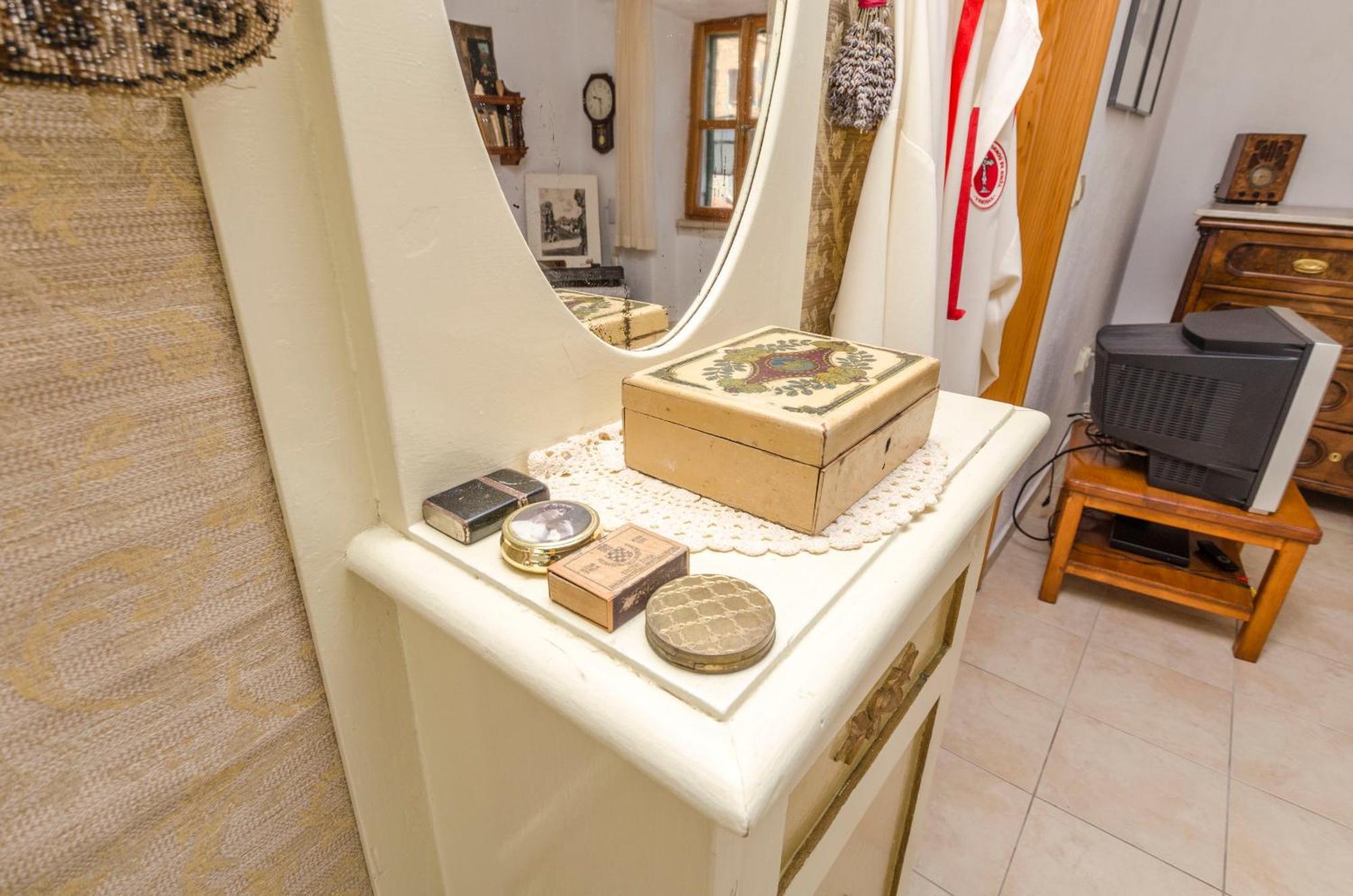 Appartement Draga - Traditional & In Center